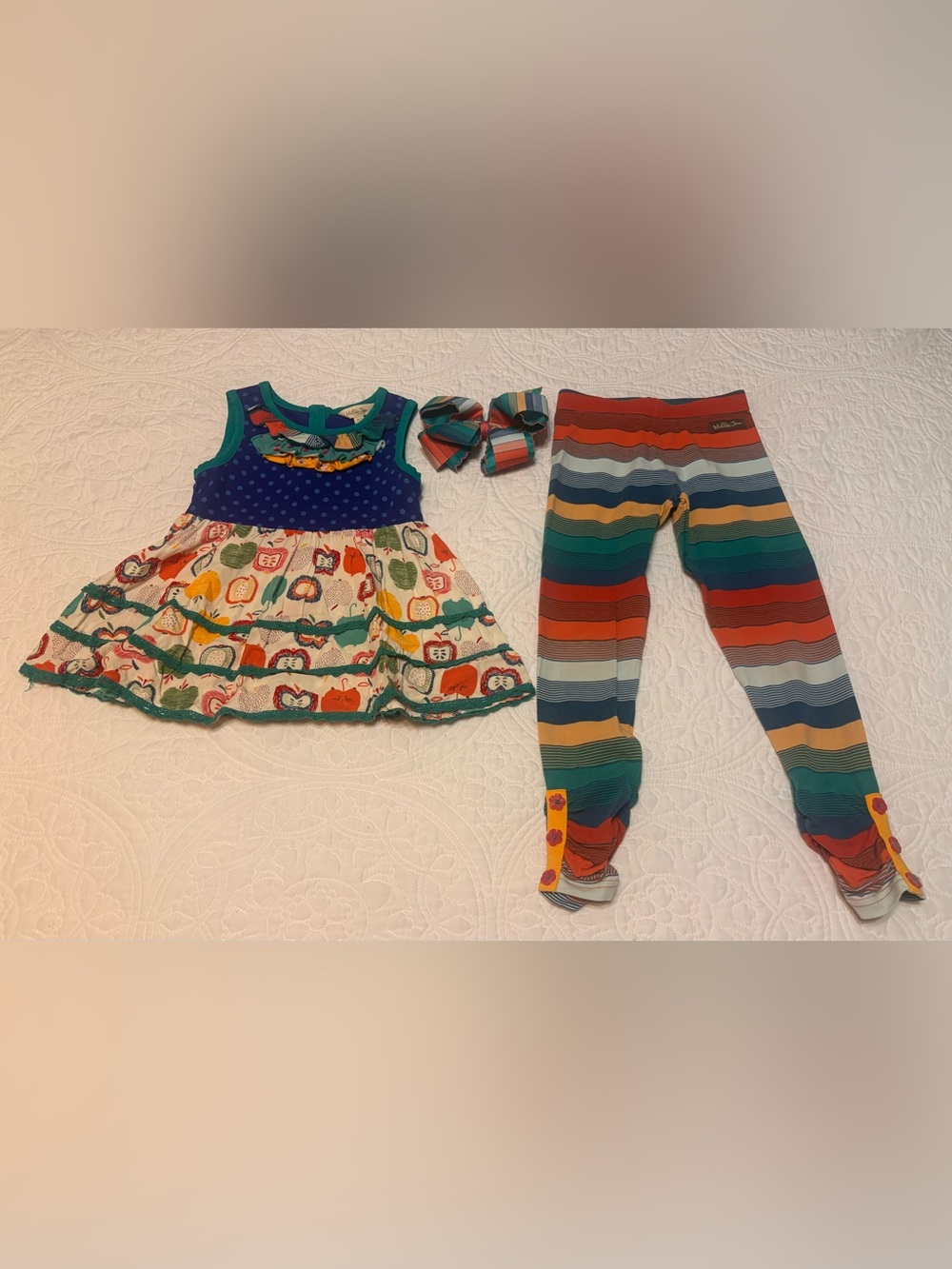 Matilda Jane “Apple Of My Eye” Tunic “Outside the Lines” Leggings & Bow-Size 4&6